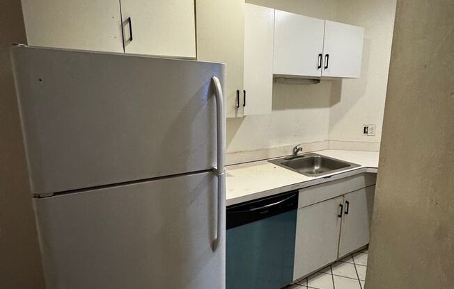 1 bed, 1 bath, 645 sqft, $1,095, Unit 103