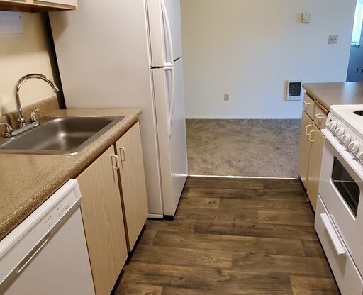 1 bed, 1 bath, 619 sqft, $1,445, Unit 250