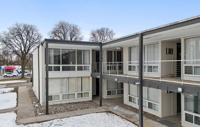 3415 FAIRMONT RD