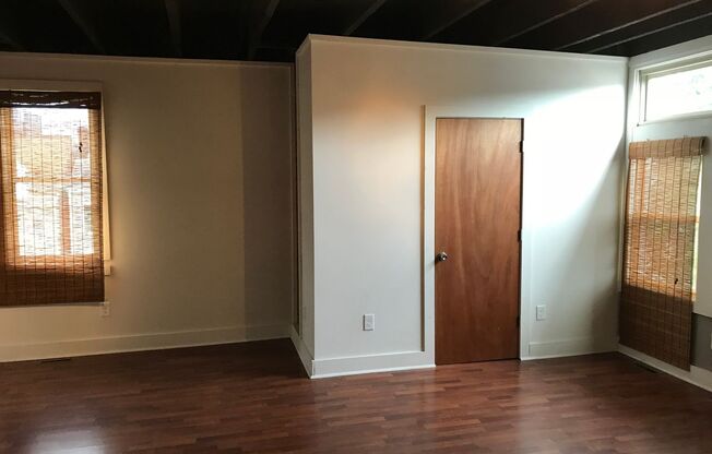 3947 Mintwood