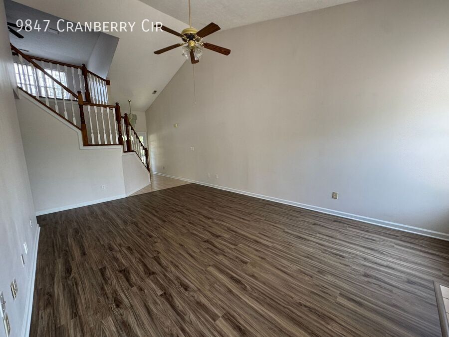 9847 CRANBERRY CIR