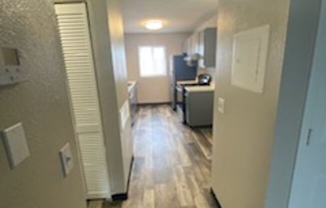 2 beds, 2 baths, 856 sqft, $920, Unit 2726-1210