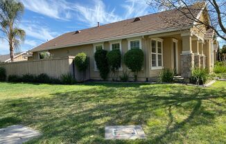 Beautiful home next to park in newer area of Rancho Cordova