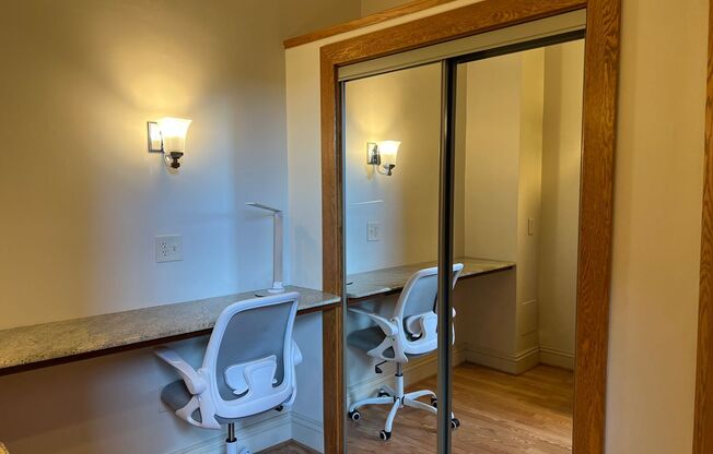 Studio, 1 bath, 500 sqft, $1,350, Unit E7 (Furnished)