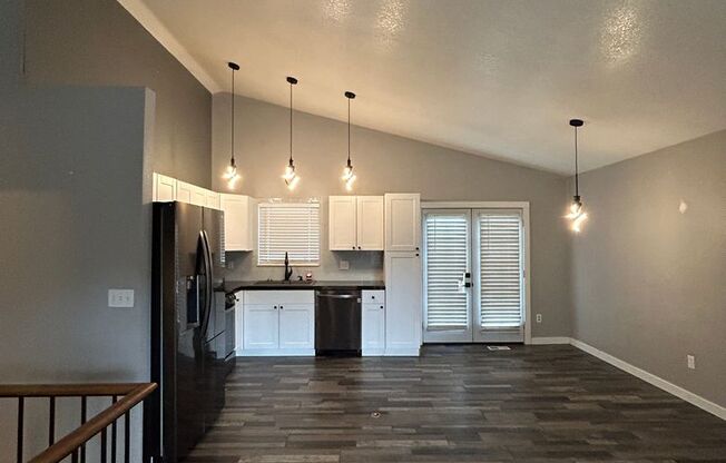 Modern 4 Bedroom House in Arvada