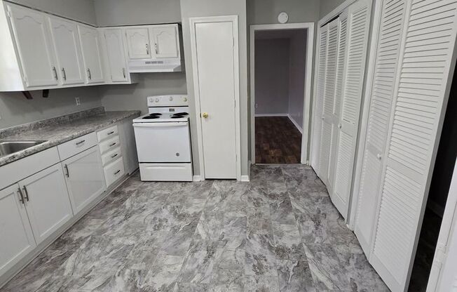 Two Bedroom Duplex in Lawrence Township near 46th and Shadeland Ave