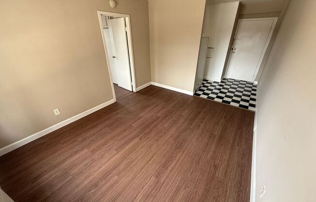 1 bed, 1 bath, 525 sqft, $895, Unit #207