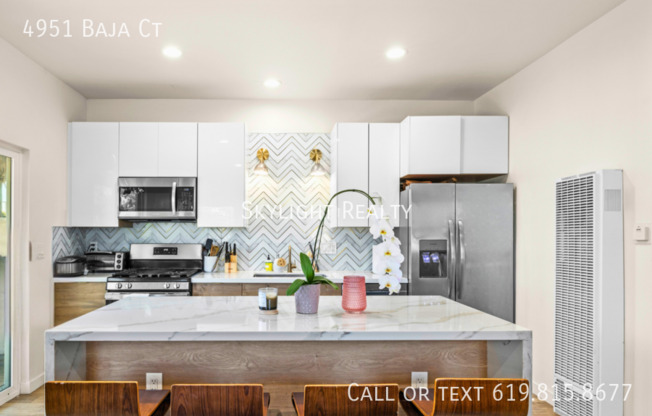 4951 BAJA CT