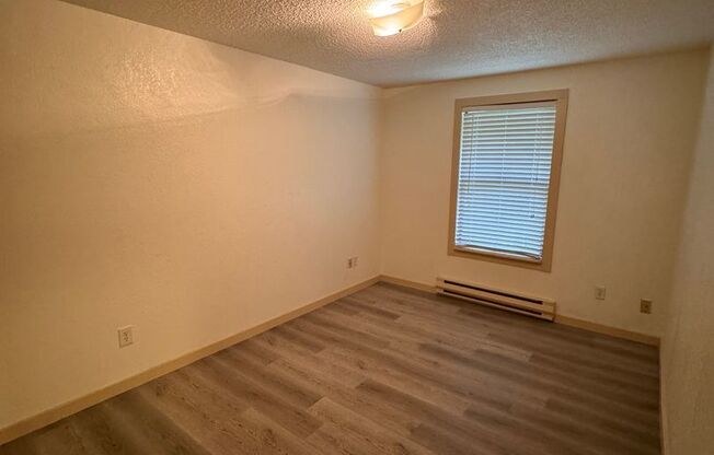 3 beds, 1 bath, 900 sqft, $2,250