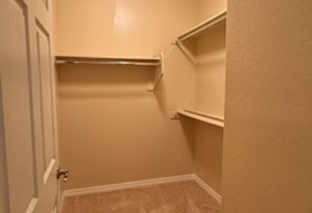 2 beds, 2 baths, $1,550, Unit #2003