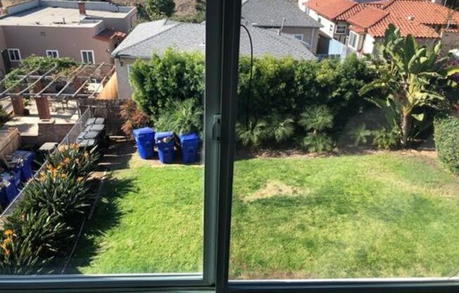 2 Bed/ 1 Bath Bankers Hill!!