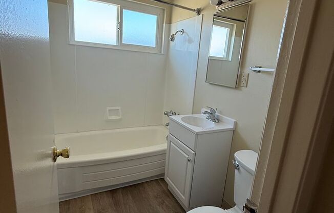 1 bed, 1 bath, 700 sqft, $2,155, Unit 87