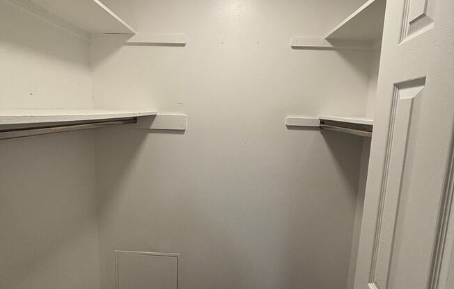 1 bed, 1 bath, 554 sqft, $917, Unit 207-A