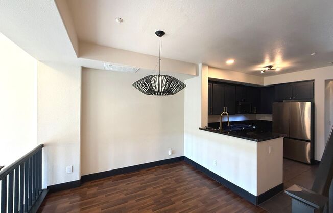 NEW CONSTRUCTION HUGE 1800sf 3BR/3BA 2GR Caballo Hills Townhome Western Views AVAIL NOW