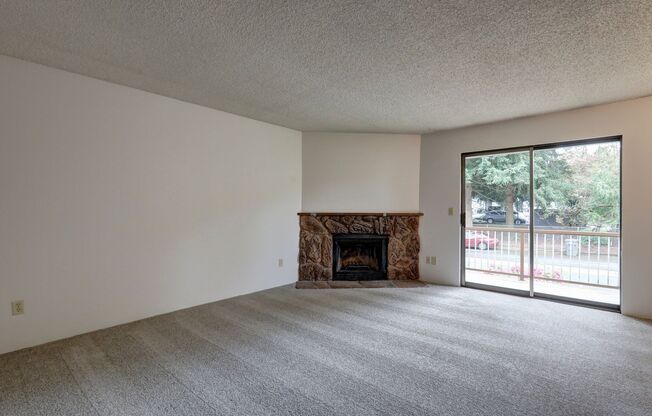 Top floor 2 bedroom 2 bath condo in Kirkland