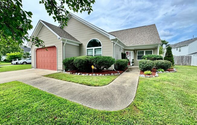 Ready 07-21-25 in Sawyers Mill - Ranch Home w/Loft On Cul-De-Sac! Pet Friendly - Grassfield High School District