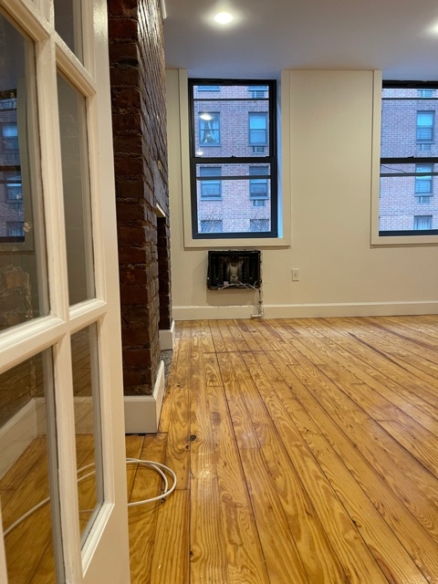 15 Stanton St 5C