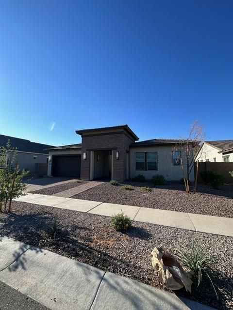 3427 E HARWELL RD