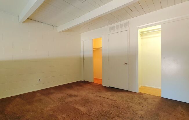 1 bed, 1 bath, 700 sqft, $800, Unit Unit 23