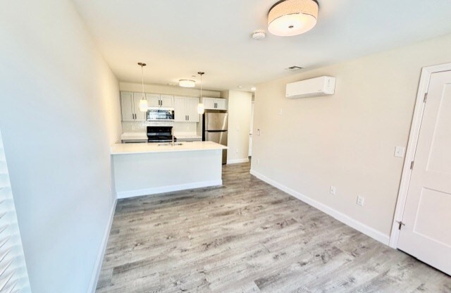 882 MASSACHUSETTS AVE