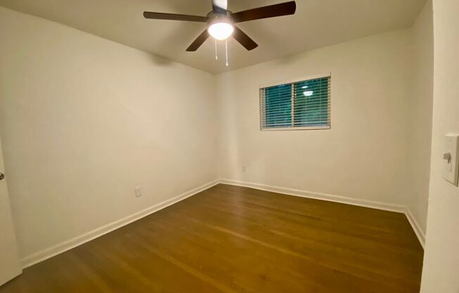 2 beds, 1 bath, 850 sqft, $1,700, Unit 485-C27
