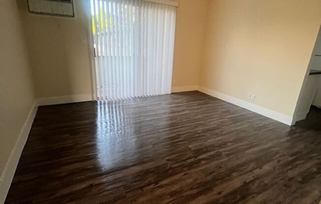 1 bed, 1 bath, 592 sqft, $2,045, Unit 1