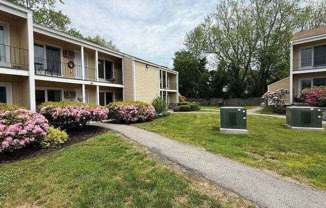 Walk to Downtown from this 1 Bedroom 1st Floor condo in Cocheco Court!