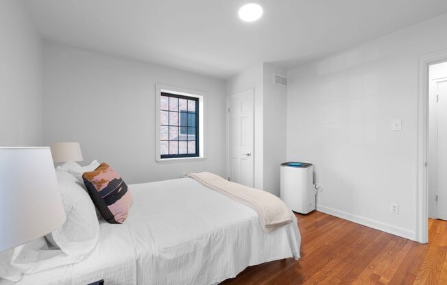 1 bed, 1 bath, 650 sqft, $1,395, Unit 102