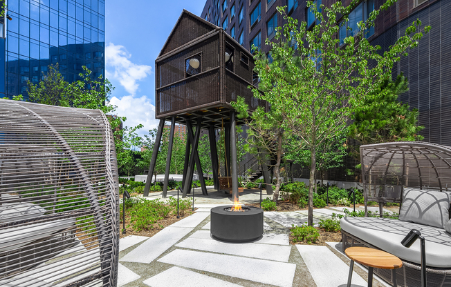 1 bed, 1 bath, 695 sqft, $5,650, Unit 28N