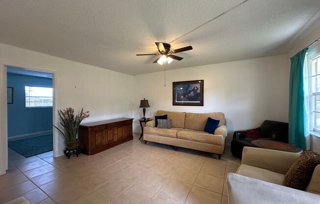 ANNUAL RENTAL - POINCIANA - PARTIALLY FURNISHED 1 BED/1 BATH