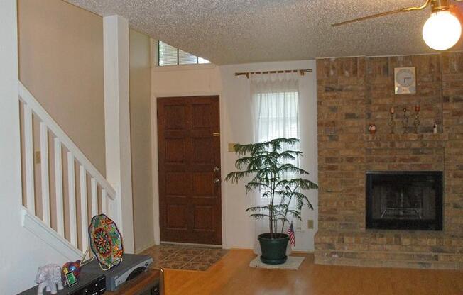 Beautiful home with 3 bedroom, 2.5 bath, game room and 2 car garage!