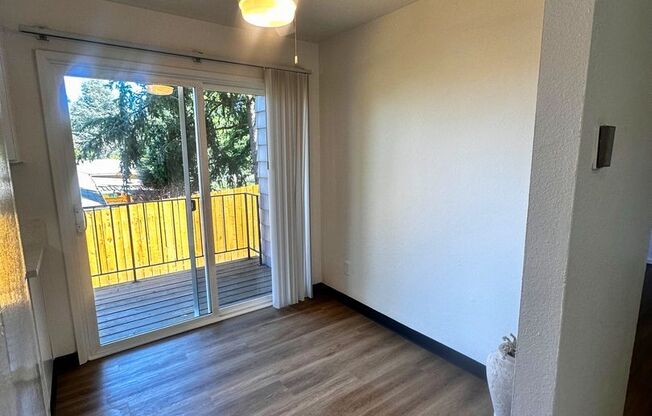 Remodeled 2 Bedroom Rent Ready Apartment!