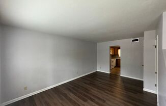 2 beds, 1.5 baths, $725, Unit Unit 18