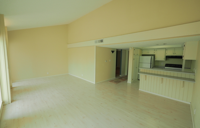 2 Bedroom, 2 Bath Townhouse in Point Venture on Lake Travis