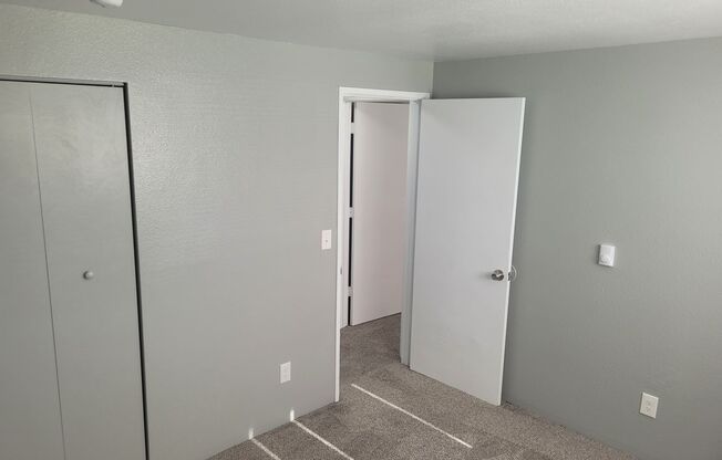 2 beds, 1 bath, 867 sqft, $1,275, Unit 601 C104