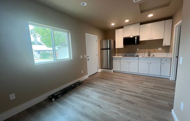 Brand new 1 bedroom with all utilities included!