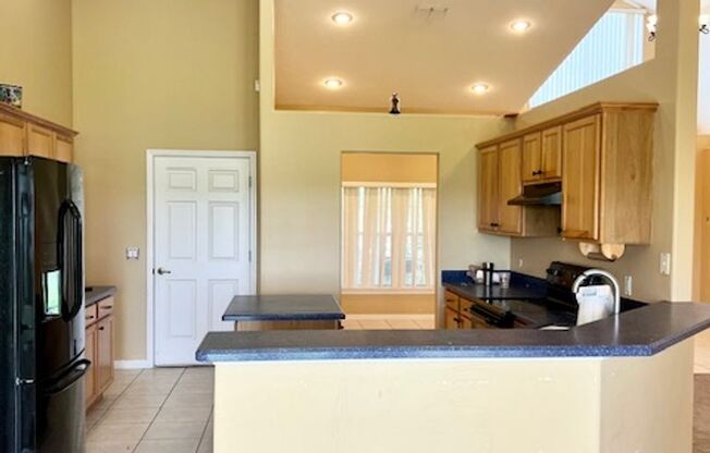 3 beds, 2 baths, $3,800