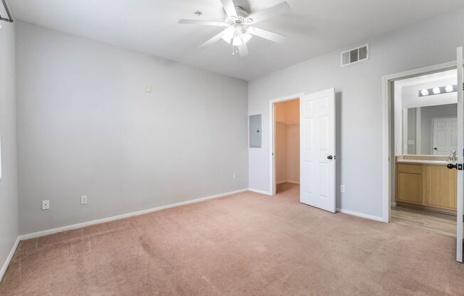 2 beds, 2 baths, $1,350, Unit UNIT 2099
