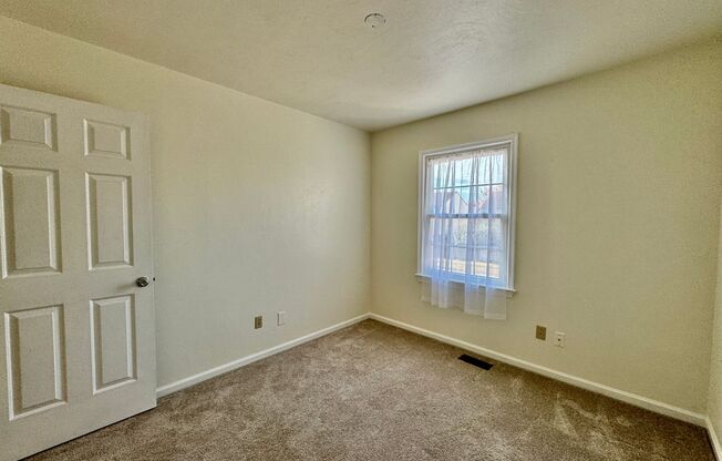 3 beds, 2.5 baths, $2,150