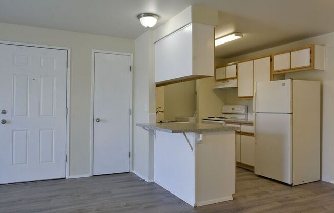 1821 SE MINTER BRIDGE RD, UNIT 17