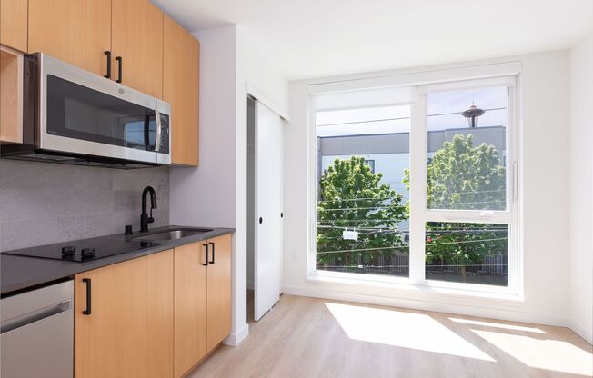 Studio, 1 bath, 254 sqft, $1,275, Unit 211