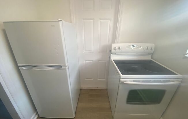 Studio, 1 bath, 350 sqft, $1,399, Unit #2