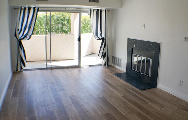 7247 DEGRAZIA
