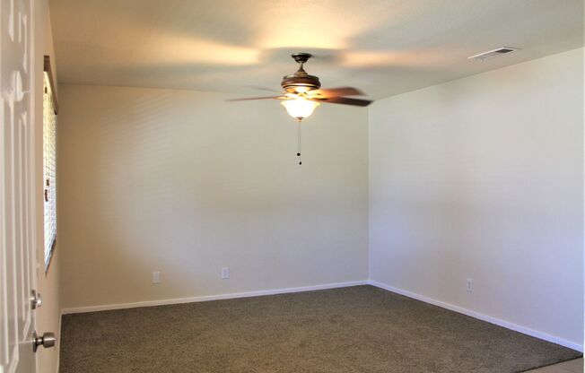 2 beds, 1 bath, $1,550