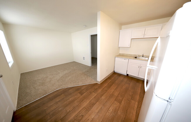 1 bed, 1 bath, 660 sqft, $1,430, Unit 1358