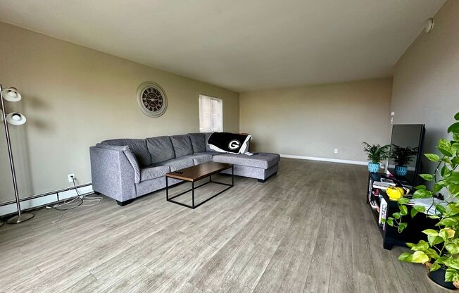 1321 Franklin