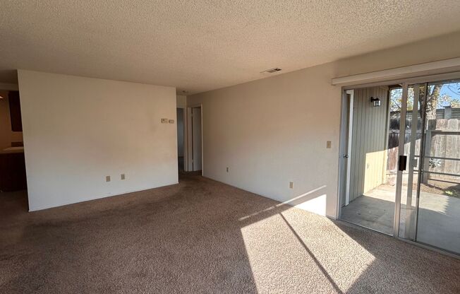 2 beds, 1 bath, $1,850, Unit Unit C