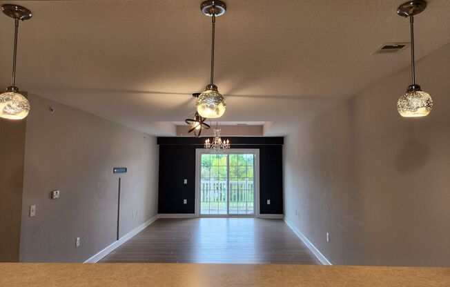 2 beds, 2 baths, $1,795