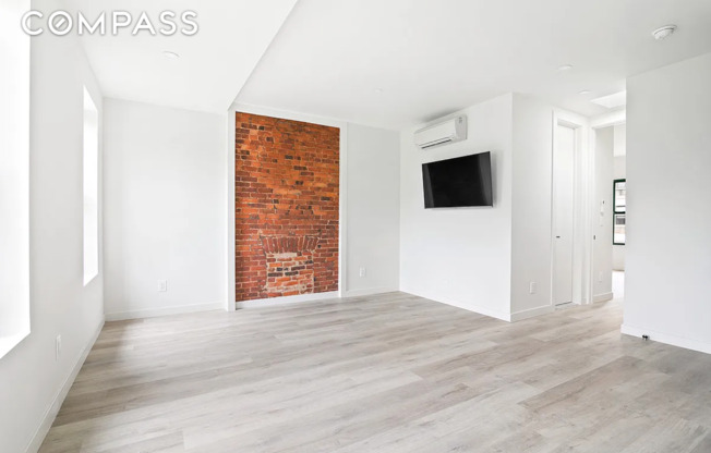 360 9 ST