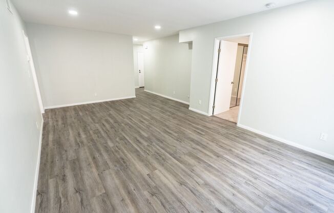 3 beds, 2 baths, 1,195 sqft, $3,198, Unit 214